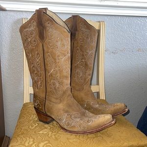 Circle G pointed boots!